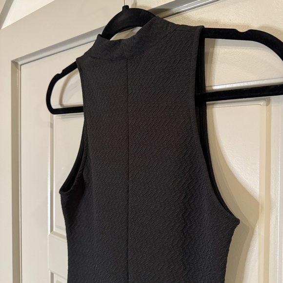 ASTR THE LABEL | Textured Body Con Dress Black Midi Size Small - Picture 12 of 12
